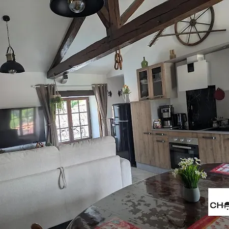 Charlot - Proche Futuroscope Aquascope Migné-Auxances