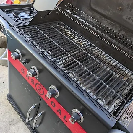 Charlot - Proche Futuroscope Aquascope Appartement *